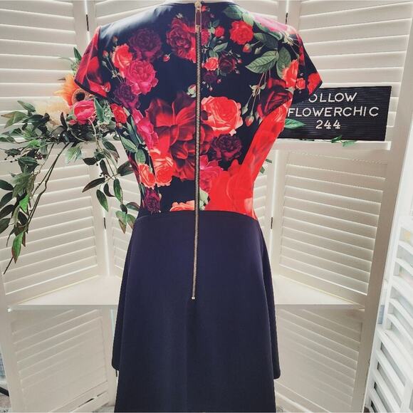 Ted Baker Xylee Skater Dress Floral Scuba Cap Sleeve Fit&Flare BlackRed Size 3/8 - Picture 4 of 10